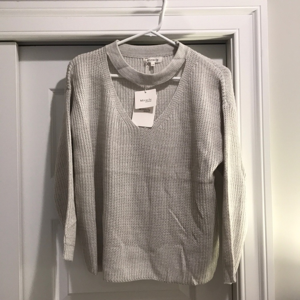 Light gray choker sweater